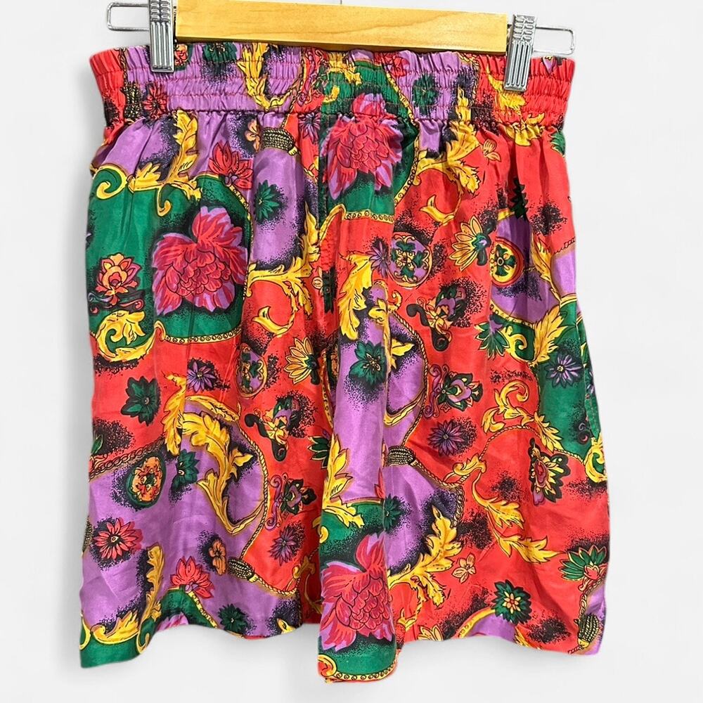 Vintage 90s 100% Silk Baroque Floral Scroll Shorts Rare Statement Piece Small - Picture 4 of 9